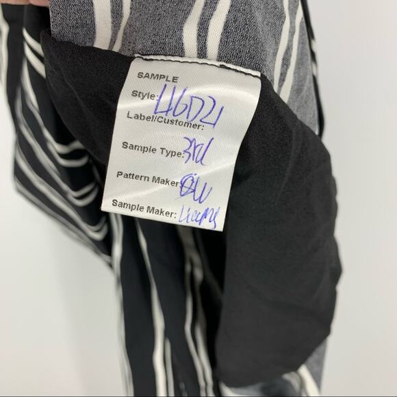 Lumier by Bariano XS Black White Striped Maxi Dress Open Side Sleeveless NWT - Picture 10 of 11